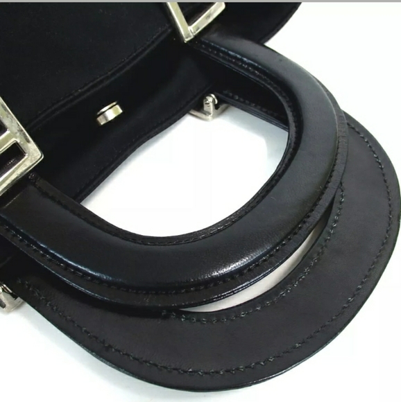 AUTHENTIC FENDI 232126329008 LOGO HARDWARE HANDBAG - Picture 4 of 8